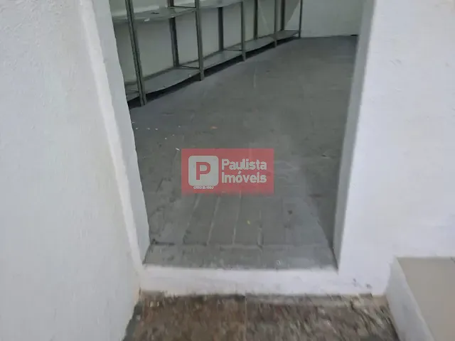 Loja com 180m², para alugar, no bairro Santo Amaro em São Paulo