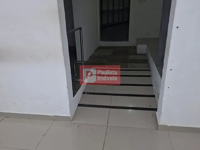 Loja com 180m², para alugar, no bairro Santo Amaro em São Paulo