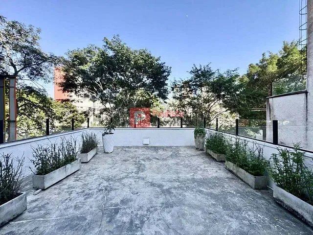 Loja para alugar, no bairro Vila Andrade em São Paulo