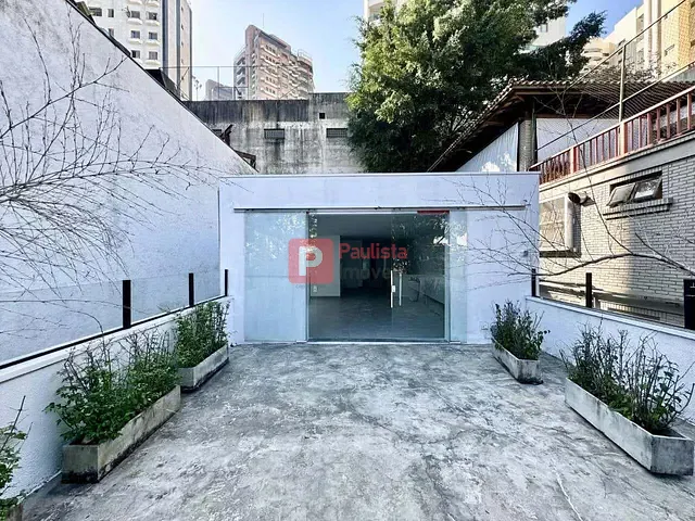 Loja para alugar, no bairro Vila Andrade em São Paulo