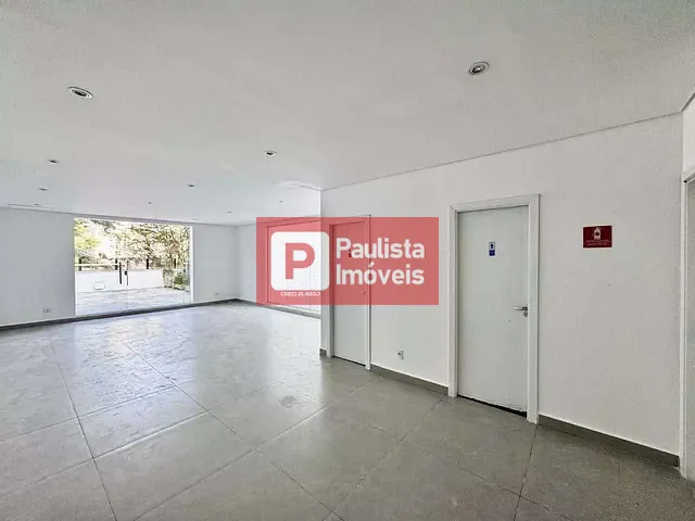 Loja para alugar, no bairro Vila Andrade em São Paulo