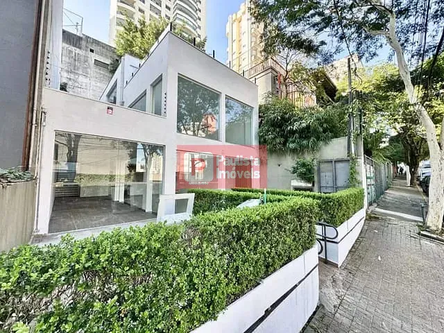 Loja para alugar, no bairro Vila Andrade em São Paulo