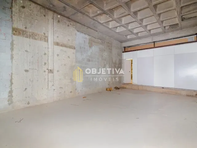 Loja para alugar, no bairro Petrópolis em Porto Alegre