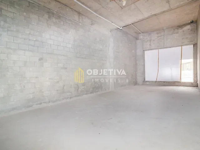 Loja para alugar, no bairro Petrópolis em Porto Alegre