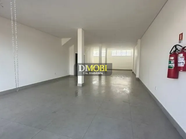 Loja com 160m², para alugar, no bairro Parque da Matriz em Cachoeirinha