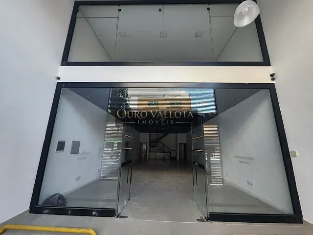 Loja com 325m², para alugar, no bairro Parque São Lucas em São Paulo