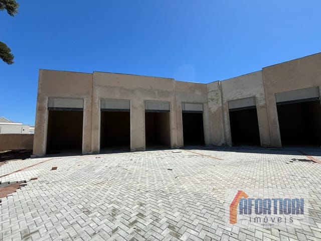 Loja para alugar, no bairro Xaxim em Curitiba
