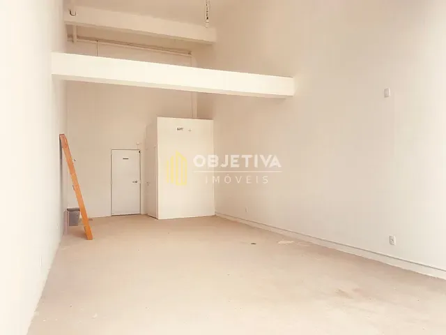 Loja com 110m², à venda ou para alugar, no bairro Pátria Nova em Novo Hamburgo