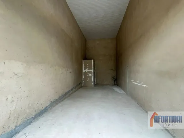 Loja para alugar, no bairro Xaxim em Curitiba