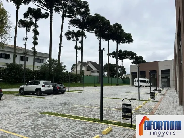 Loja para alugar, no bairro Xaxim em Curitiba