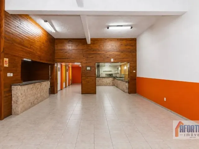 Loja para alugar, no bairro Centro em Curitiba