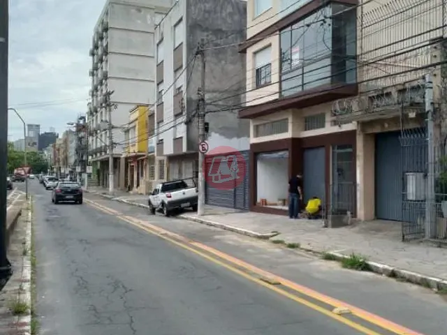 Loja à venda, no bairro Rio Branco em Porto Alegre