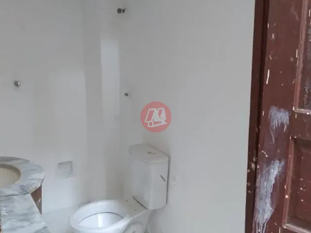 Loja à venda, no bairro Rio Branco em Porto Alegre