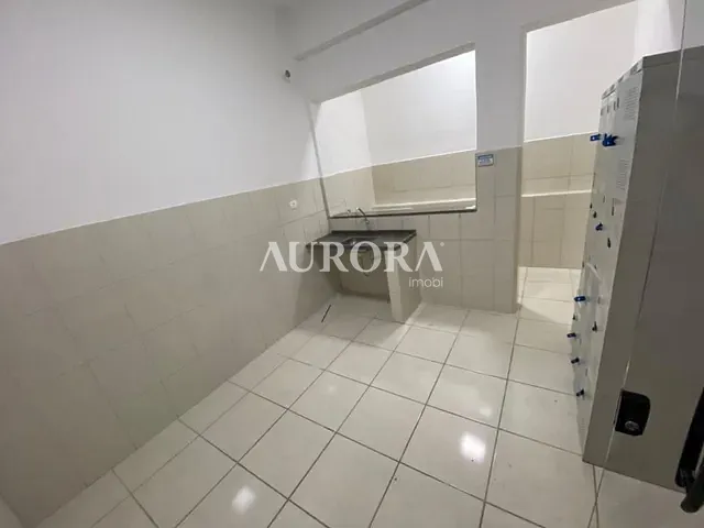 Loja com 80m², para alugar, no bairro Centro em Londrina
