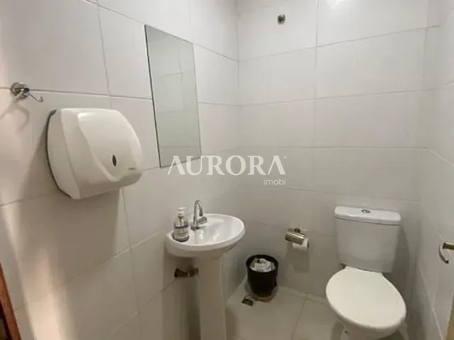Loja com 80m², para alugar, no bairro Centro em Londrina