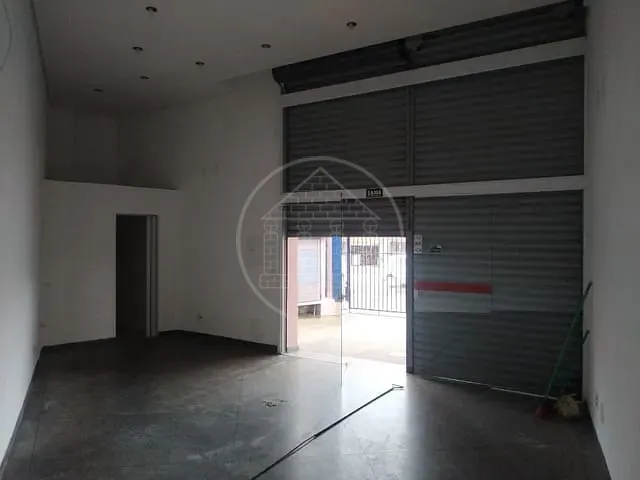 Loja com 44m², para alugar, no bairro Jardim Sabará em São Paulo