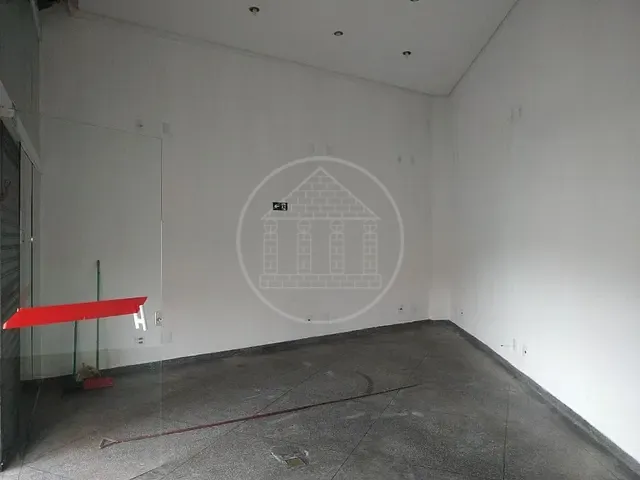 Loja com 44m², para alugar, no bairro Jardim Sabará em São Paulo