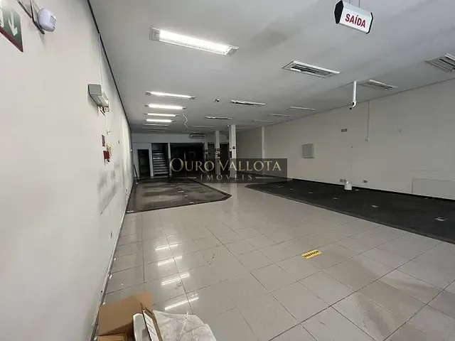 Loja com 634m², para alugar, no bairro Mooca em São Paulo
