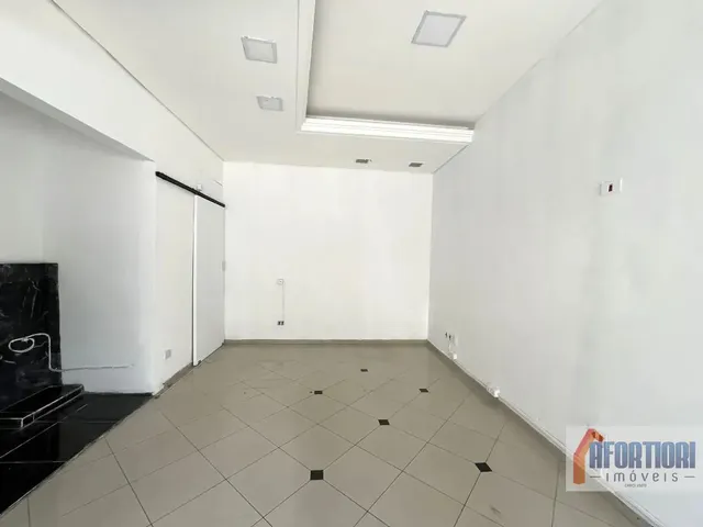 Loja para alugar, no bairro Centro em Curitiba
