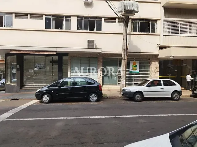 Loja com 558m², para alugar, no bairro Centro em Londrina