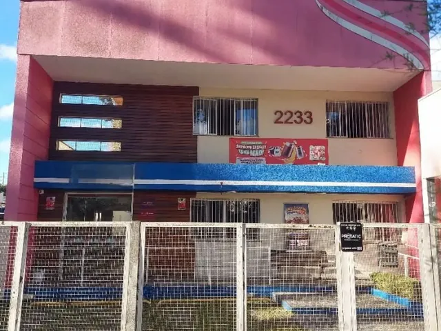 Loja à venda, no bairro Água Verde em Curitiba