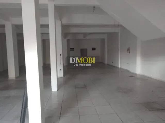 Loja com 200m², para alugar, no bairro São Vicente em Gravataí