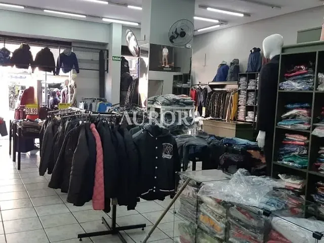 Loja com 140m², à venda, no bairro Centro em Londrina