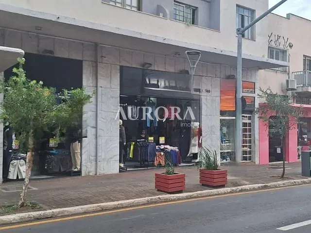 Loja com 140m², à venda, no bairro Centro em Londrina
