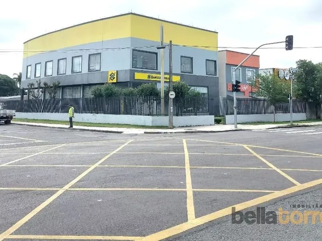 Loja à venda, no bairro Hauer em Curitiba
