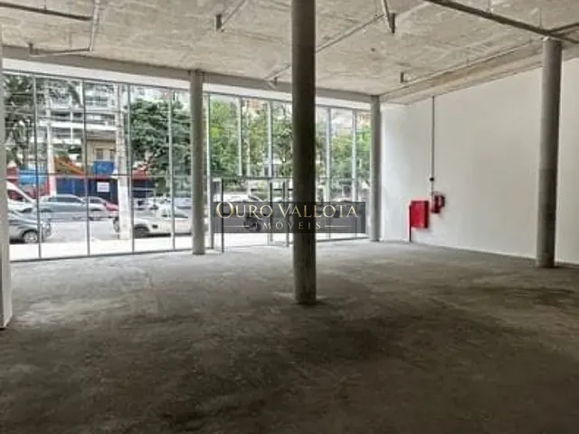 Loja com 430m², à venda, no bairro Pinheiros em São Paulo