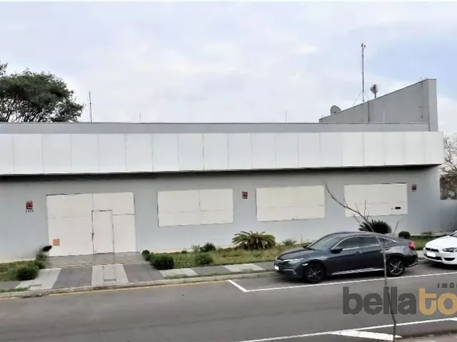 Loja para alugar, no bairro Uberaba em Curitiba