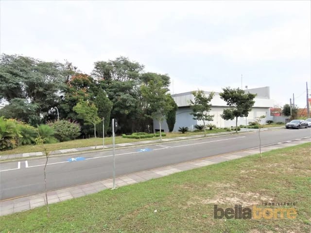 Loja para alugar, no bairro Uberaba em Curitiba