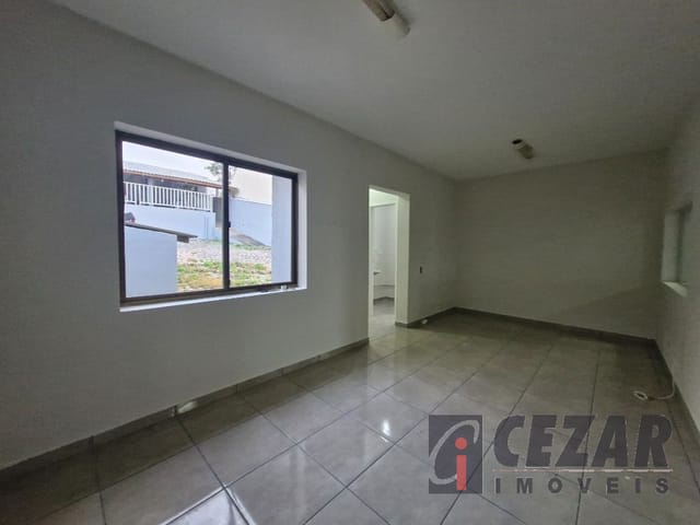 Loja para alugar, no bairro Bairro Alto em Curitiba