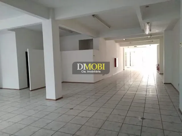 Loja com 400m², para alugar, no bairro Centro em Gravataí