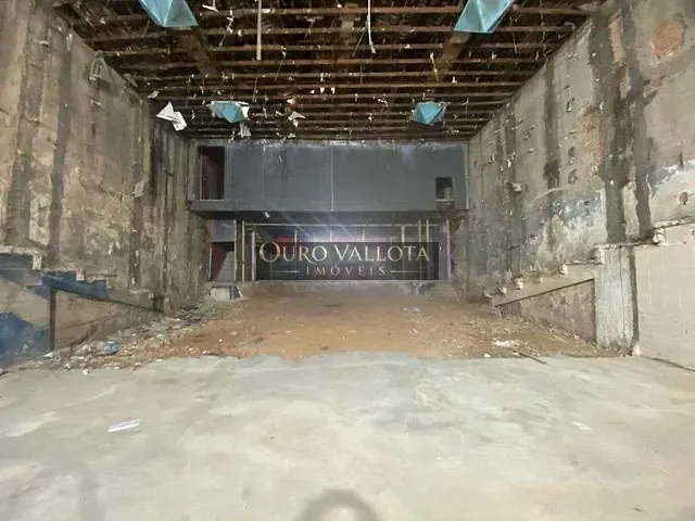 Loja com 322m², para alugar, no bairro Santa Efigênia em São Paulo