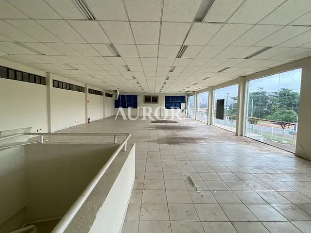Loja com 5000m², para alugar, no bairro Heimtal em Londrina