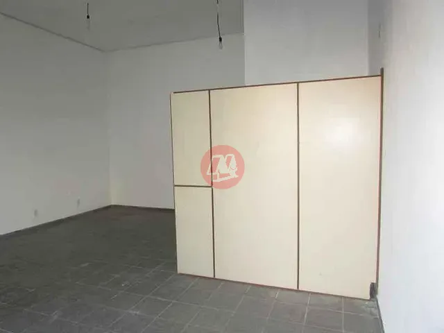 Loja com 46m², à venda, no bairro Bom Jesus em Porto Alegre