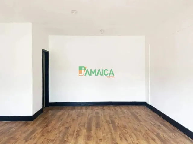 Loja para alugar, no bairro Uberaba em Curitiba