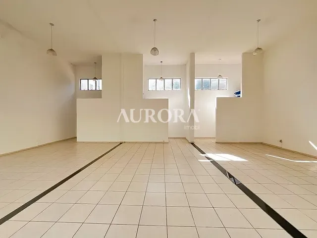 Loja com 120m², para alugar, no bairro Centro em Londrina