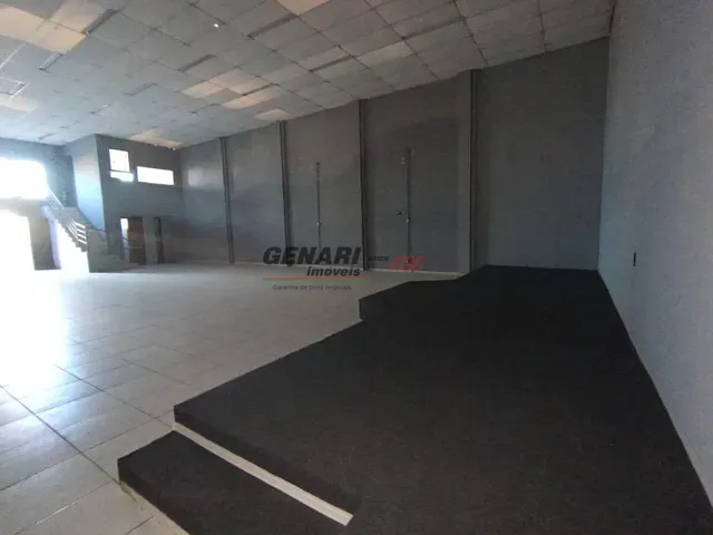 Loja com 250m², para alugar, no bairro Jardim Pedroso em Indaiatuba
