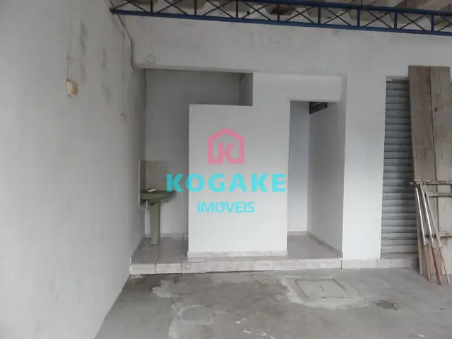 Loja com 575m², à venda, no bairro Vila São Benedito em São José dos Campos