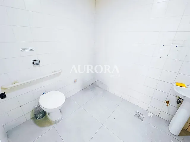 Loja para alugar, no bairro Centro em Londrina