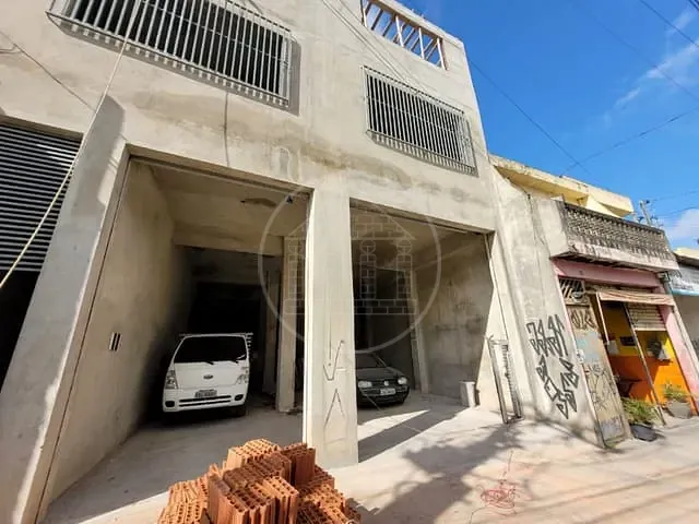 Loja com 300m², para alugar, no bairro Parque Brasil em São Paulo