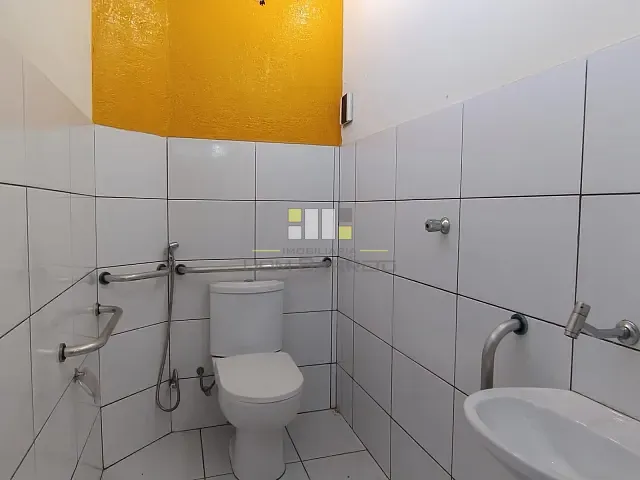 Loja com 536m², para alugar, no bairro Vila Menuzzo em Sumaré
