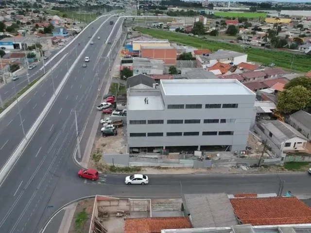 Loja para alugar, no bairro Vila Maria Antonieta em Pinhais