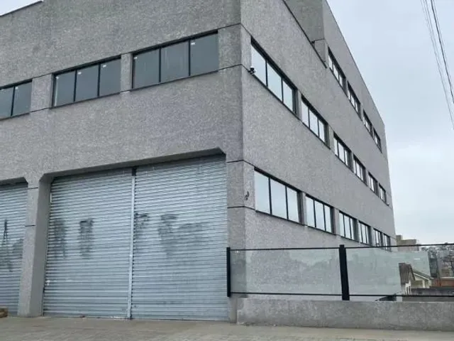Loja para alugar, no bairro Maria Antonieta em Pinhais