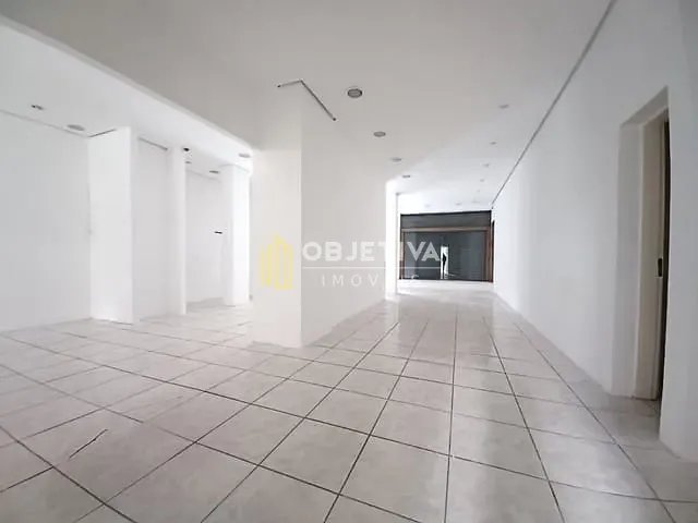 Loja com 137m², à venda, no bairro Floresta em Porto Alegre