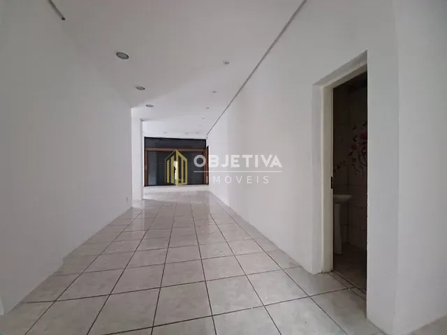 Loja com 137m², à venda, no bairro Floresta em Porto Alegre