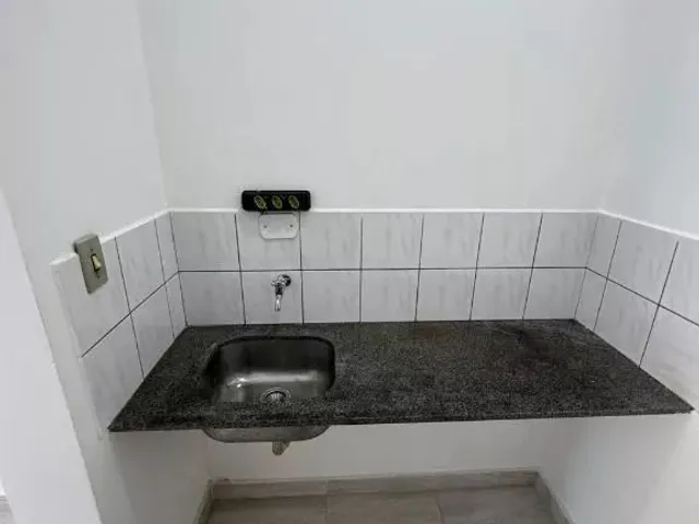 Loja para alugar, no bairro Alto da Rua XV em Curitiba