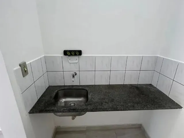 Loja para alugar, no bairro Alto da Rua XV em Curitiba